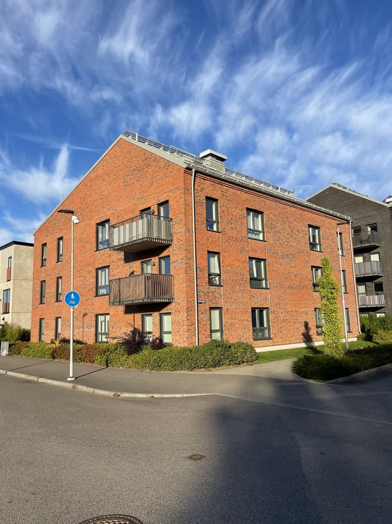 Lundgrens Trädgårdar — Fasad